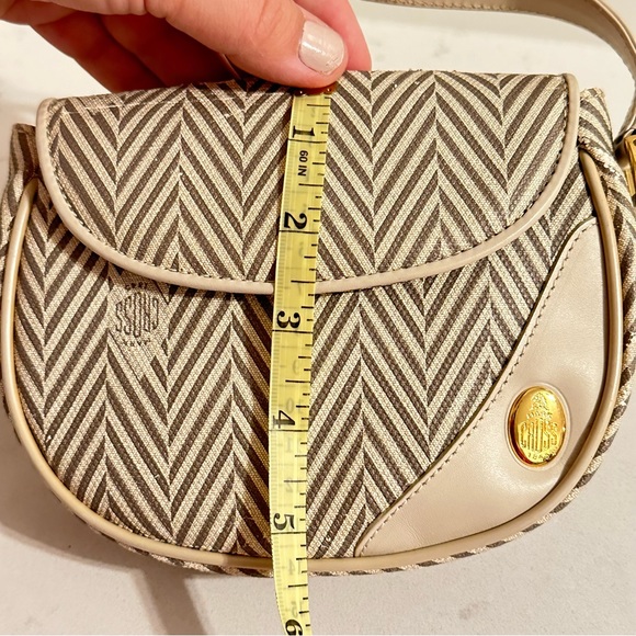Vintage Mark Cross Pebbled Leather Crossbody Purse, Chevron - Picture 9 of 12